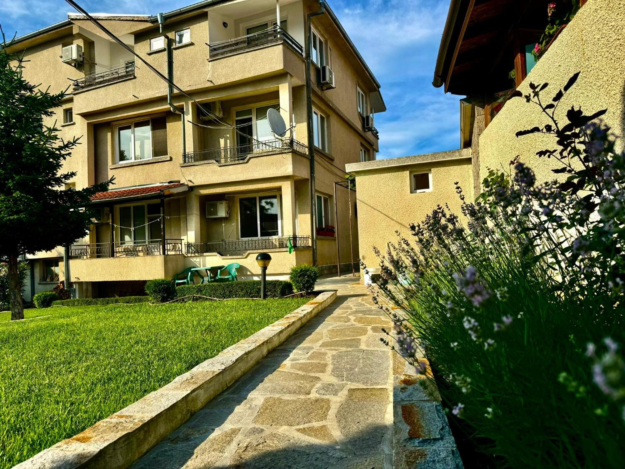 Guestrooms Stoyanovi تشيرنوموريتس المظهر الخارجي الصورة