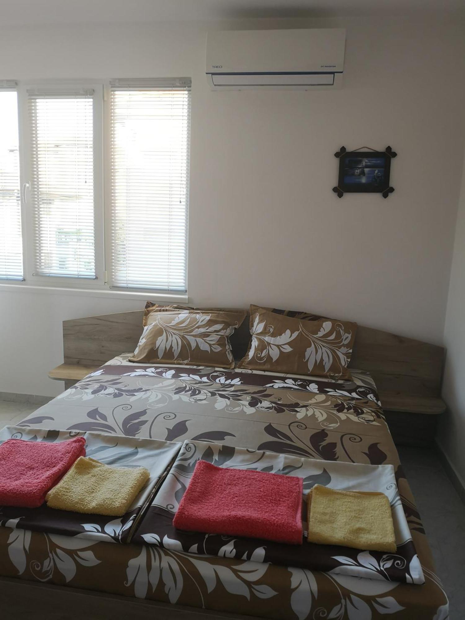 Guestrooms Stoyanovi تشيرنوموريتس المظهر الخارجي الصورة