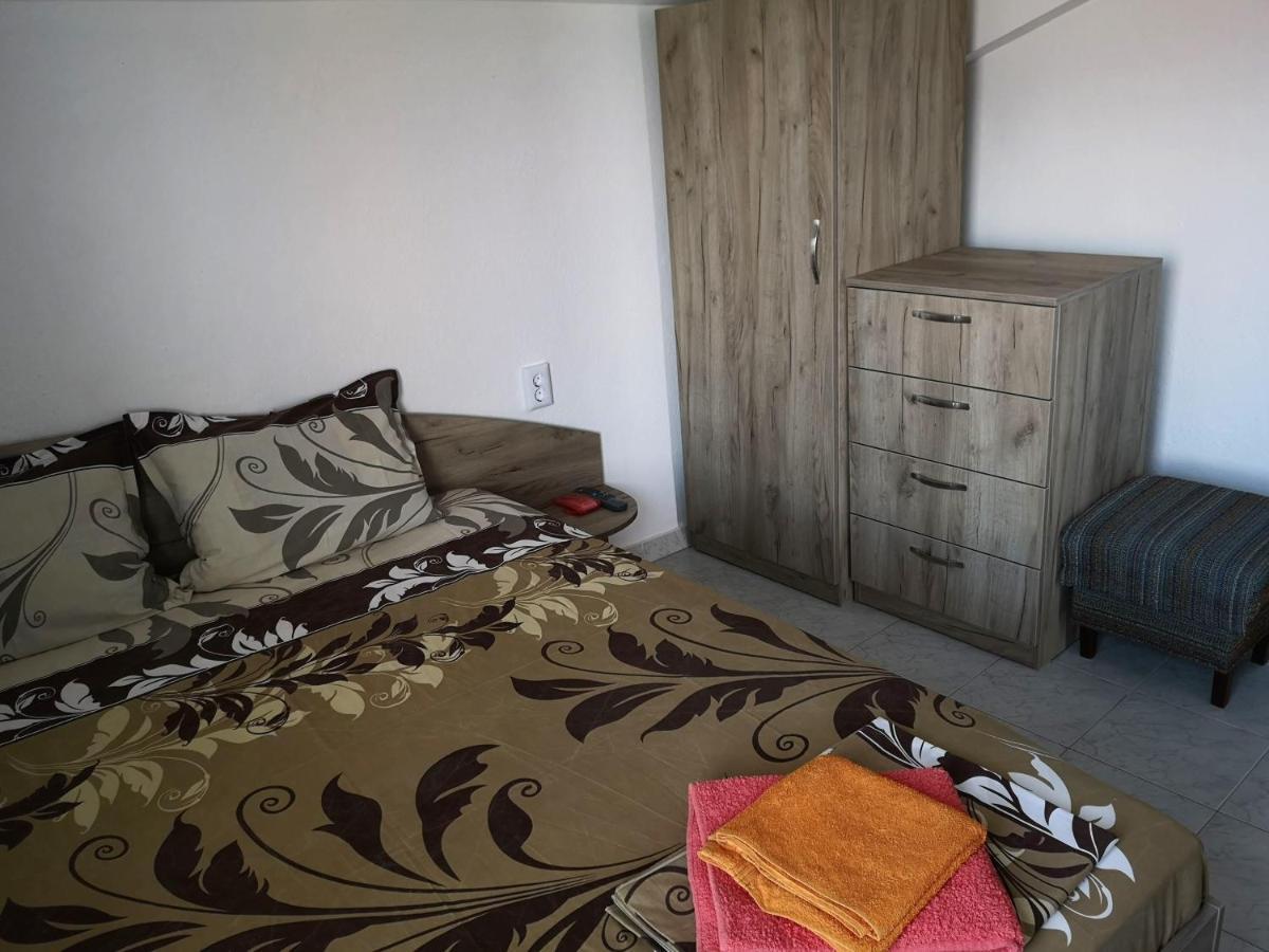 Guestrooms Stoyanovi تشيرنوموريتس المظهر الخارجي الصورة